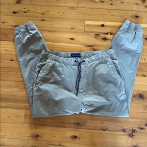 American eagle joggers